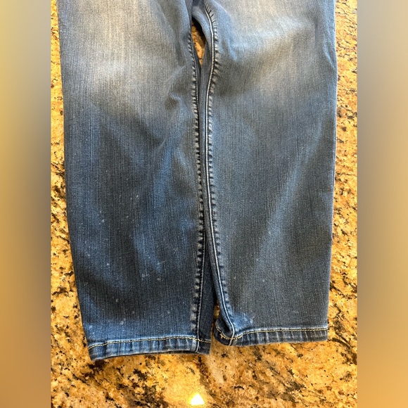 Torrid women’s Jeggings distressed skinny jeans plus size 24 R - Picture 9 of 10